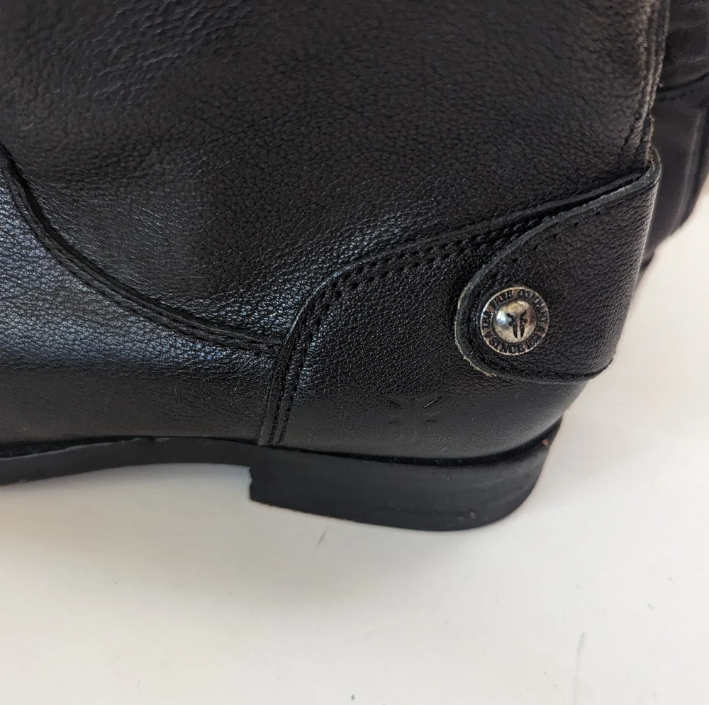 Frye Boots Women's 5.5 B Tall Black Leather back Zipper Low Heel
